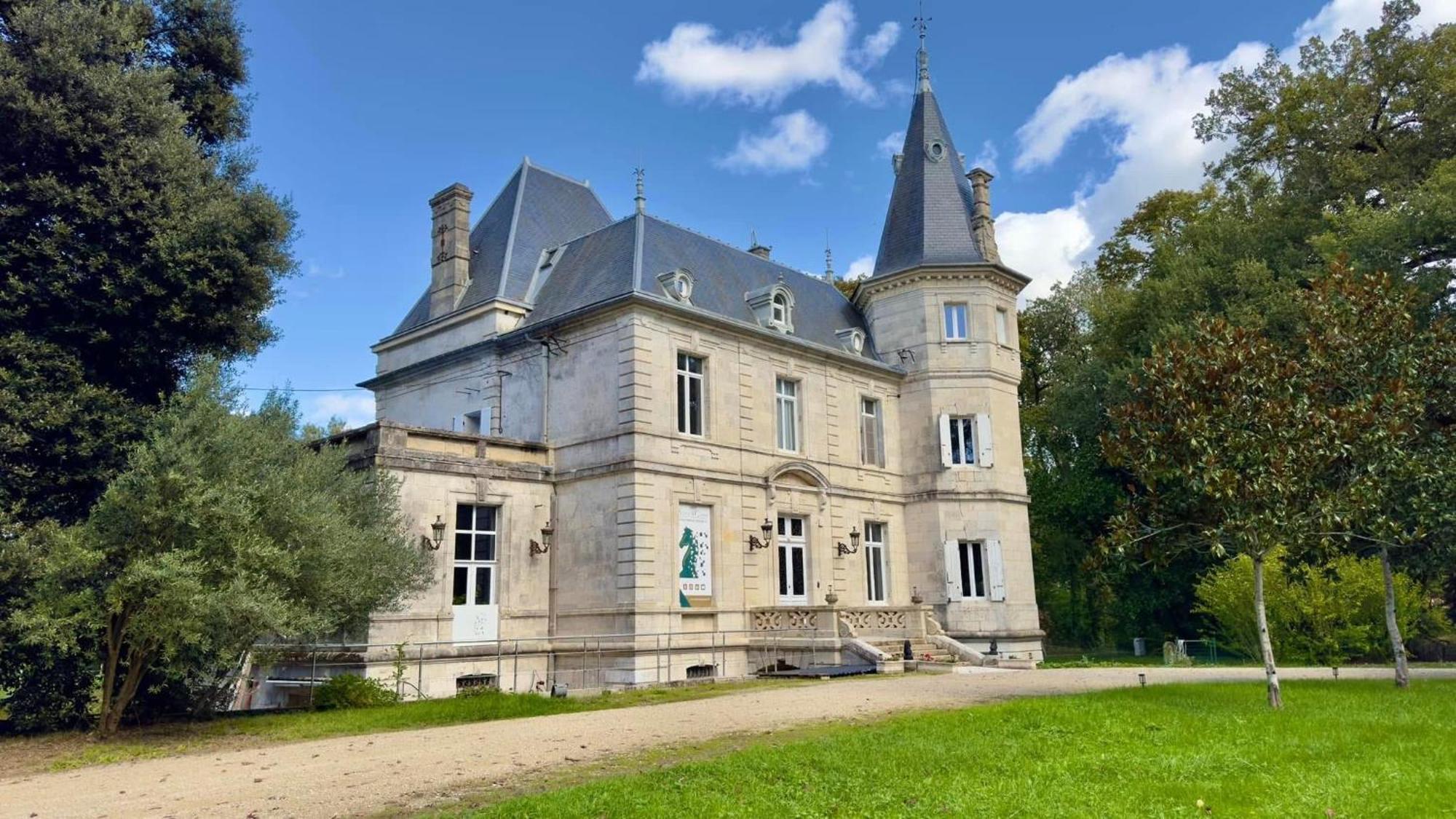 T2 De Charme Dans Un Chateau Layrac Exterior foto